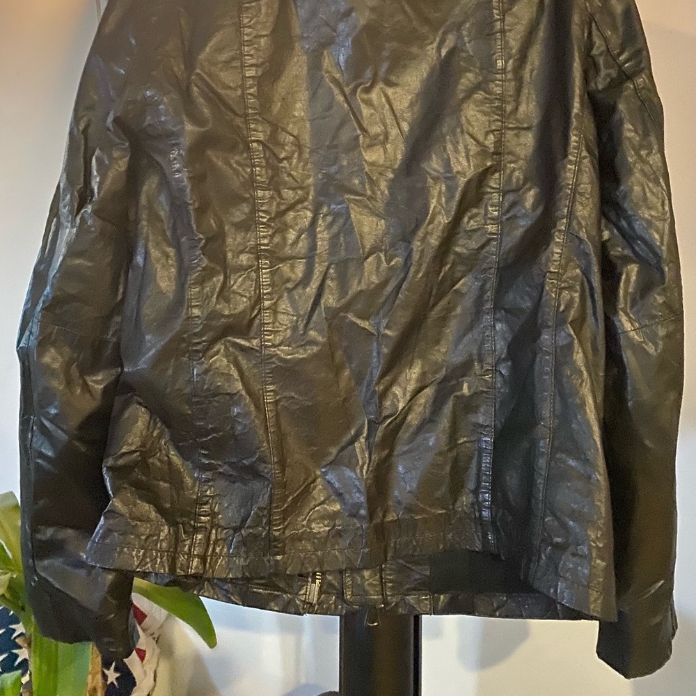 Men's John Varvatos Leather Moto Jacket - Size 50 - Picture 8 of 11